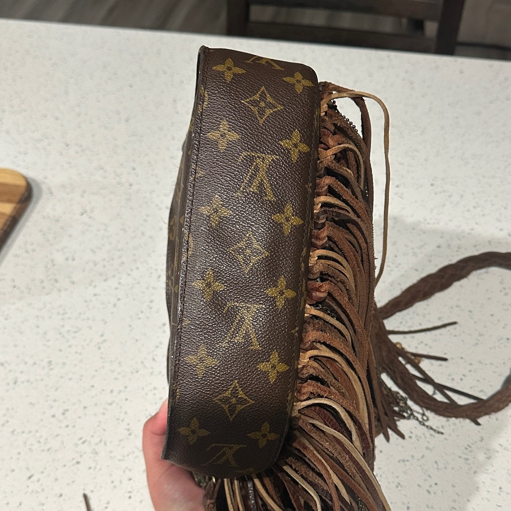 Vintage Boho- Louis Vuitton World Traveler - Picture 12 of 13